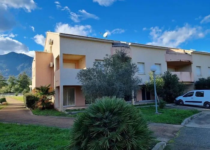 T2 Dans Avec Piscine * Moriani Plage