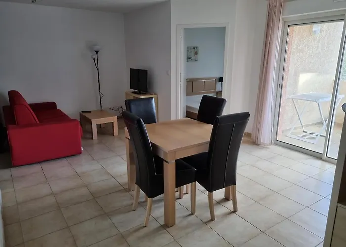 T2 Dans Avec Piscine * Moriani Plage